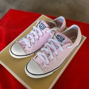 Converse Chuck Taylor All Star Dainty Sneaker - Women's size 10.5